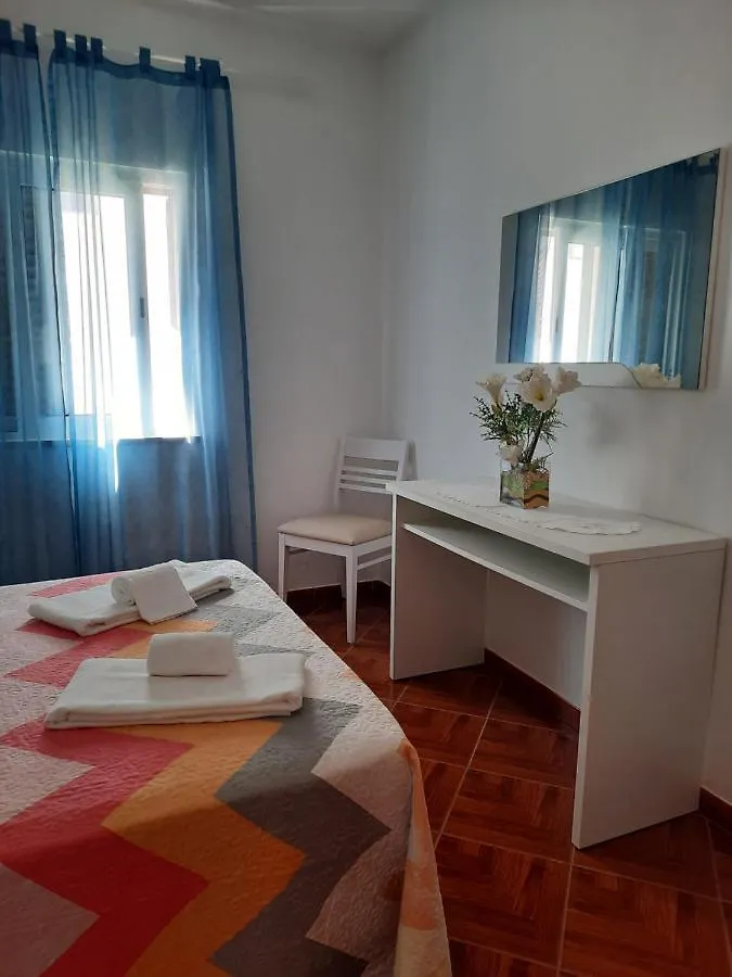 Casa Fernandes Holiday home Burgau