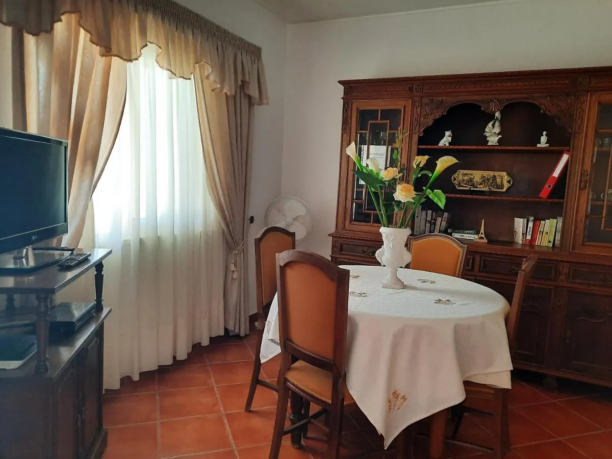 Casa Fernandes Holiday home Burgau
